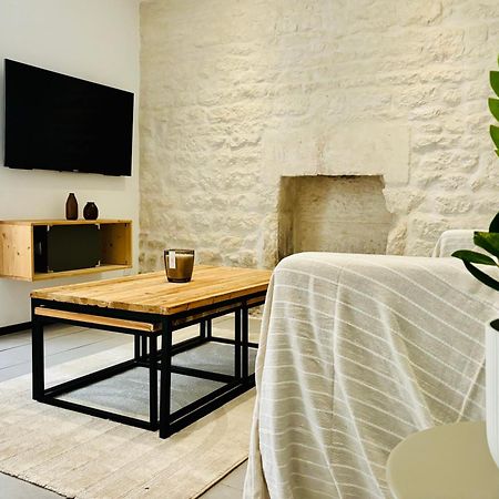 La Maison Du Parc, Charme Et Tranquillite Niort Luaran gambar