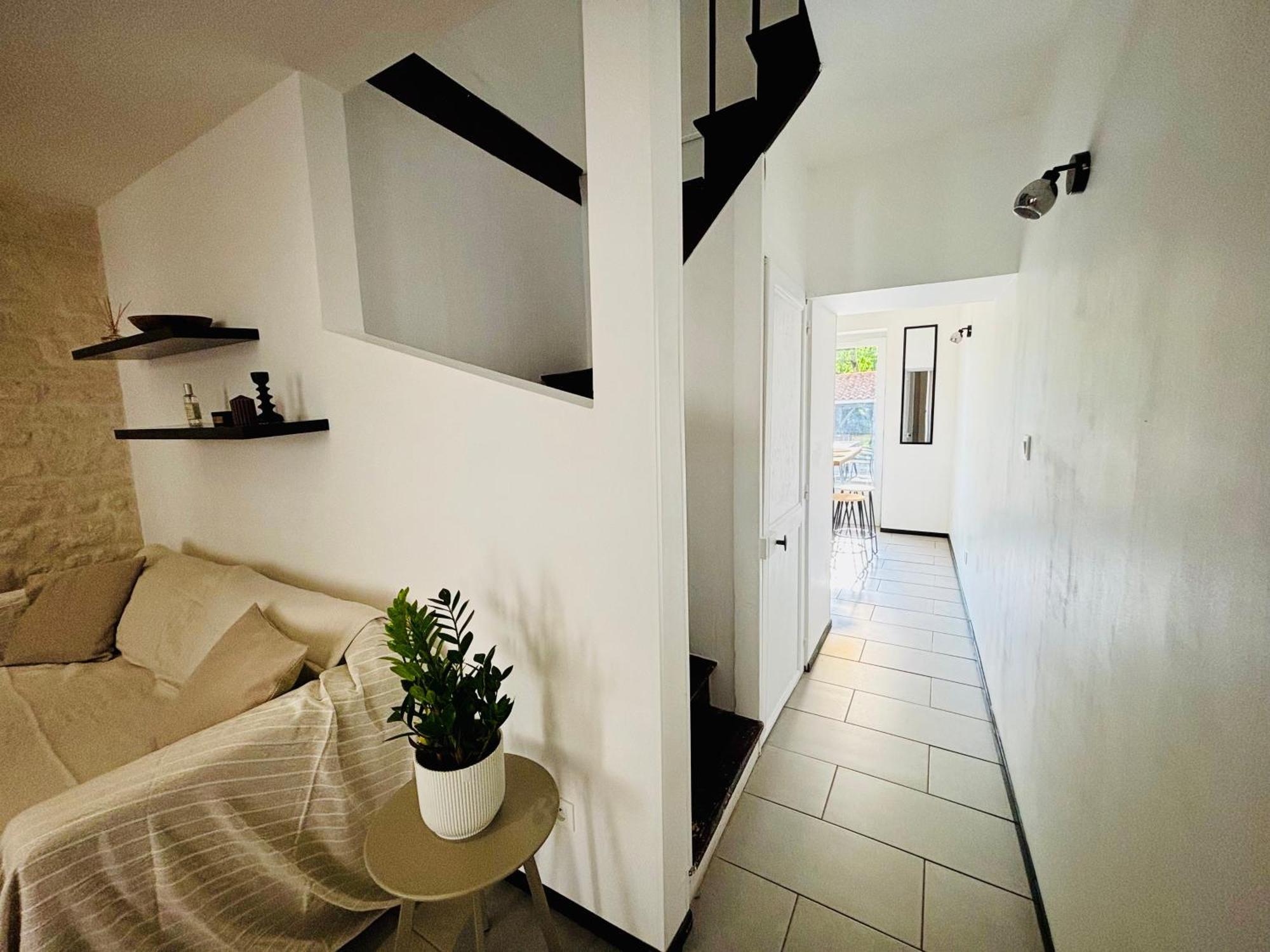 La Maison Du Parc, Charme Et Tranquillite Niort Luaran gambar